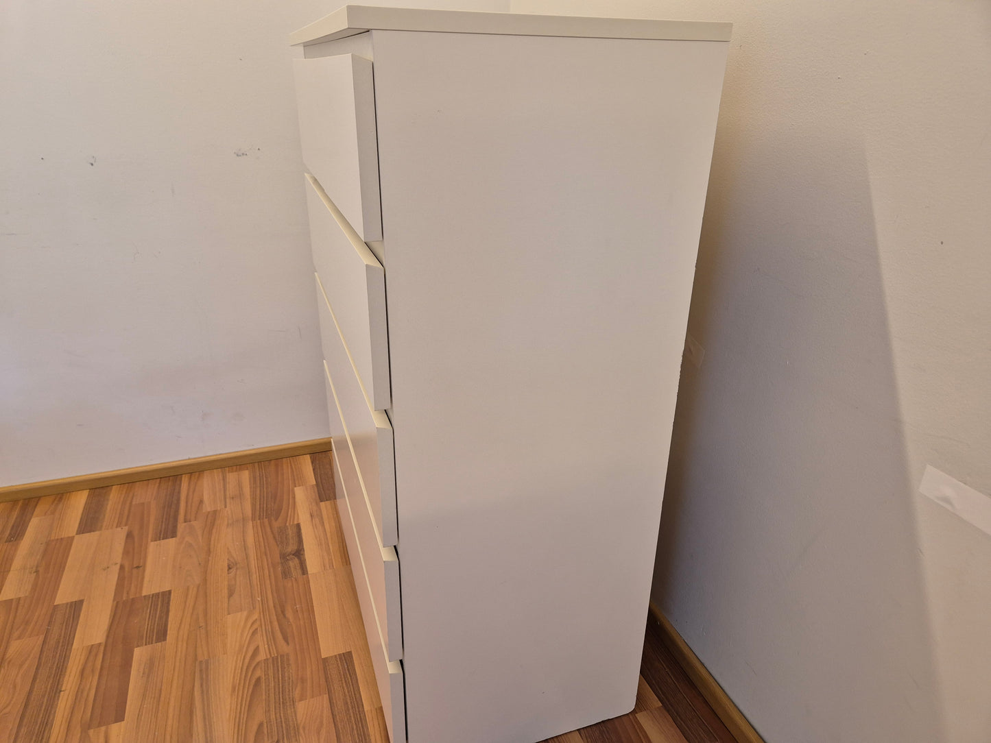 Ikea Malm Lipasto