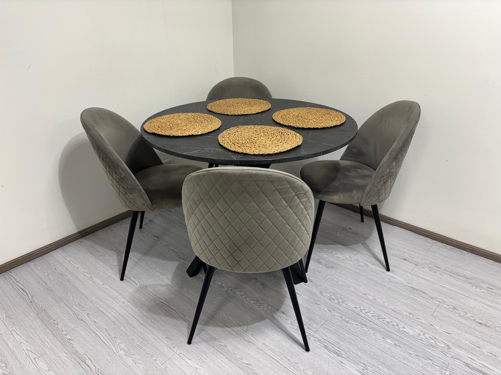 Ikea MARIEDAMM Rokapöytä ja 4 Ikea MARIEDAMMRuokapöydän Tuolia Kalustori