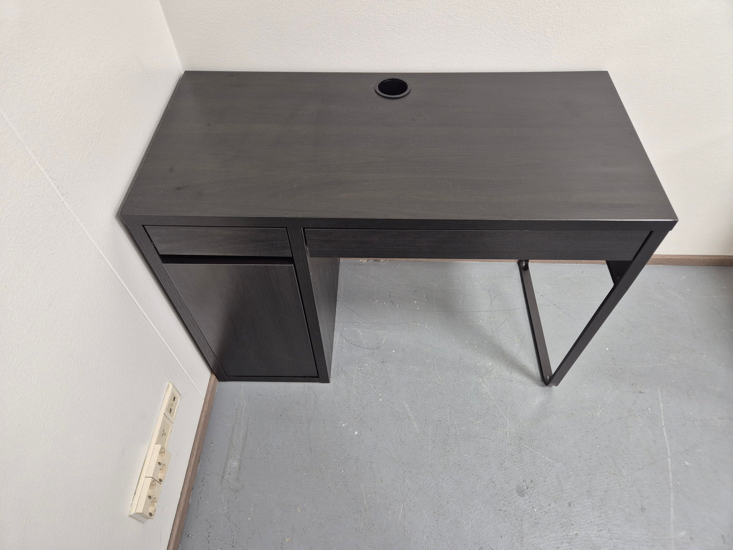 Ikea Micke Työpöytä