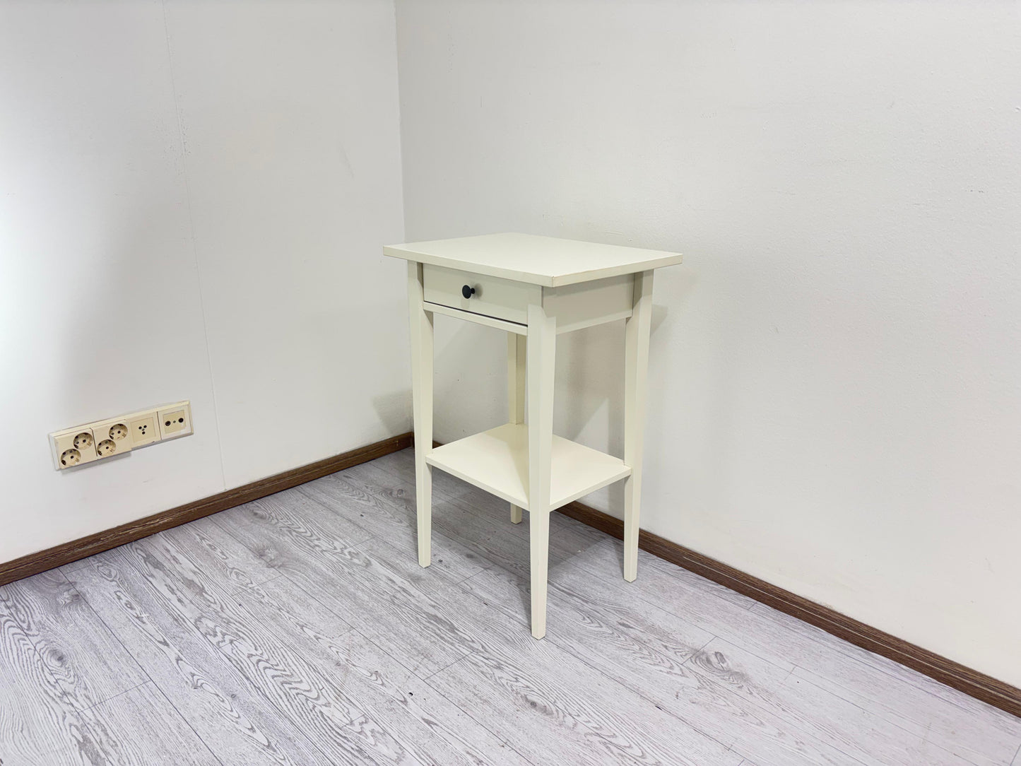 Ikea Hemnes Yöpöytä Kalustori