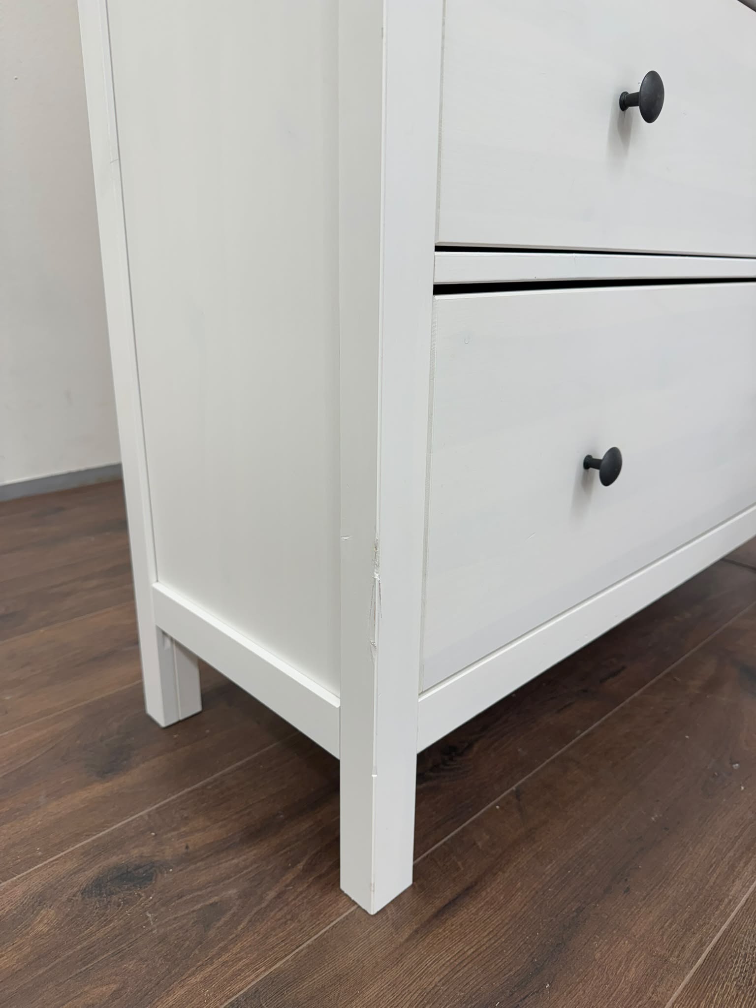 Ikea HEMNES Vitriinikaappi valkoiseksi petsattu Kalustori