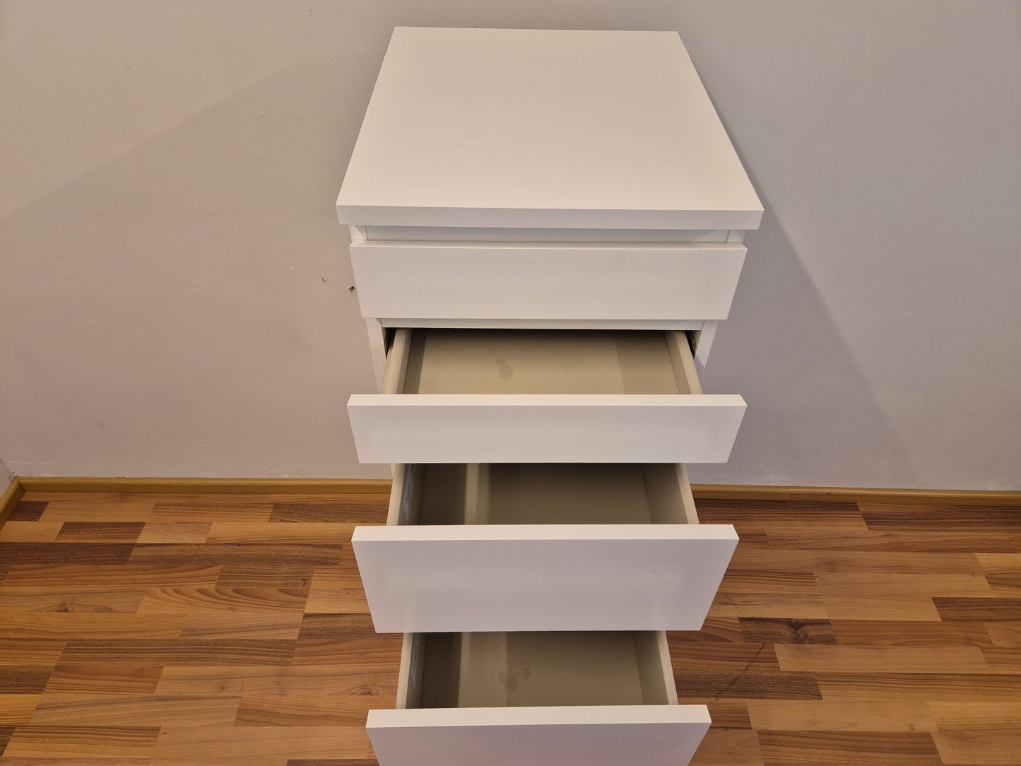 Ikea MALM lipasto 6 - valkoinen / peililasi
