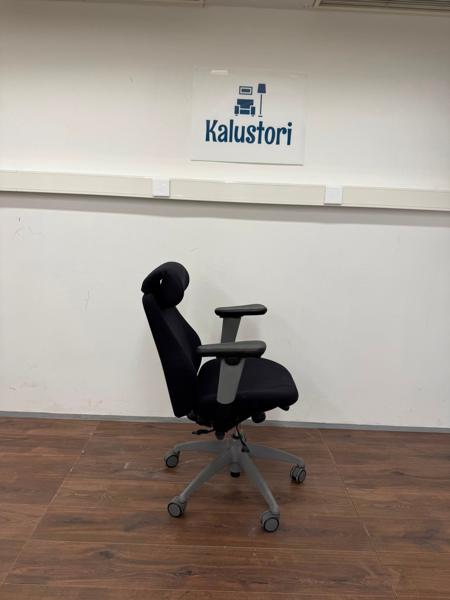 Idku Kalustori