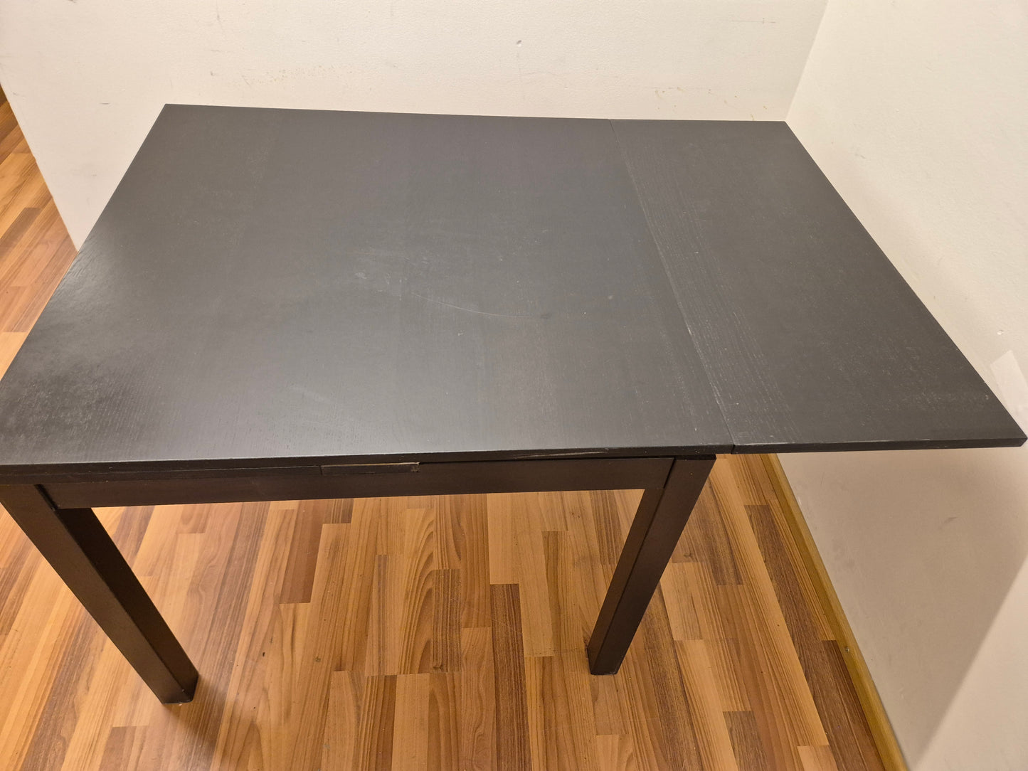 Ikea Jatkettava Ruokapöytä