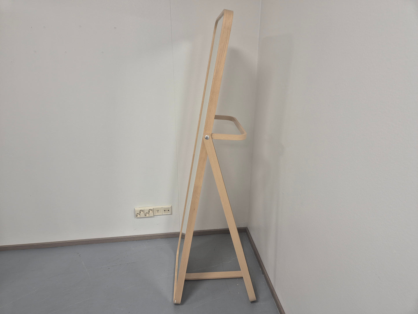 Ikea IKORNNES Lattiapeili