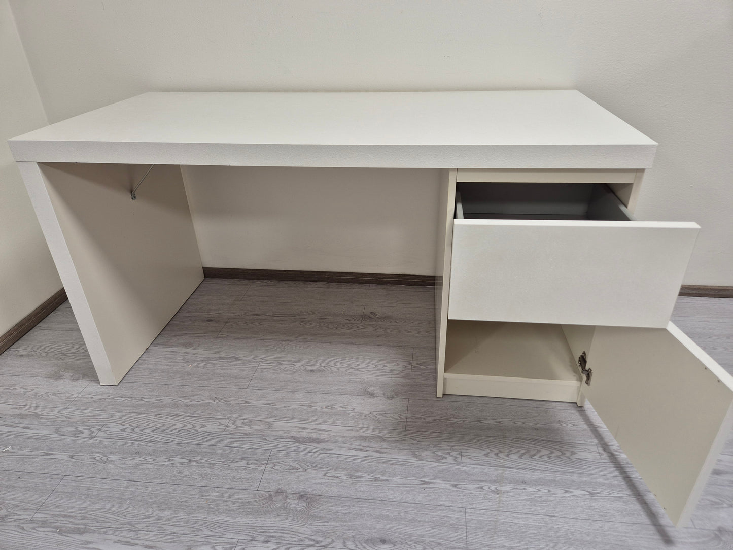 Ikea Malm Työpöytä Kalustori