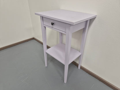 Ikea Hemnes Yöpöytä