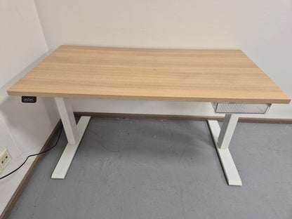 Elfen Ergodesk Basic II -sähköpöytä, 120 x 60 cm