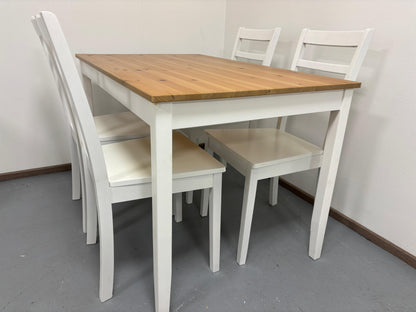 Ikea Lerhamn Ruokapöytä ja 4 Tuolia
