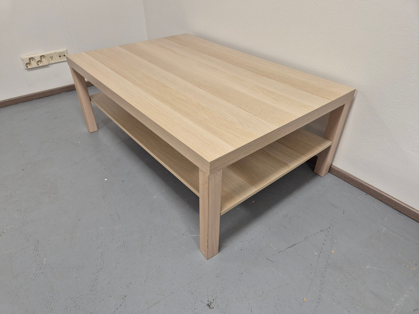 Ikea Lack Iso Sohvapöytä