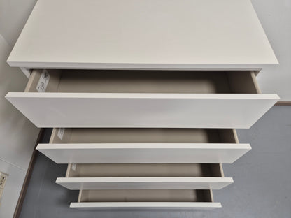 Ikea Malm Lipasto