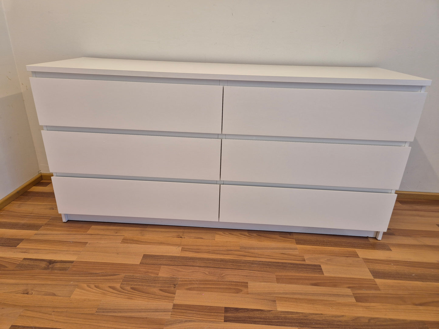 Ikea Malm Lipasto