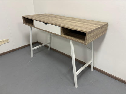 Jysk Abbetved työpöytä