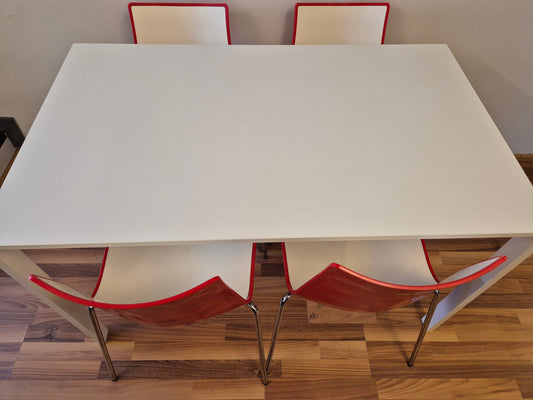 Ikea Melltorp Ruokapöytä ja 4 Tuolia