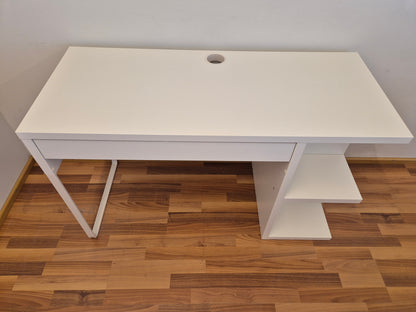 Ikea Micke Työpöytä