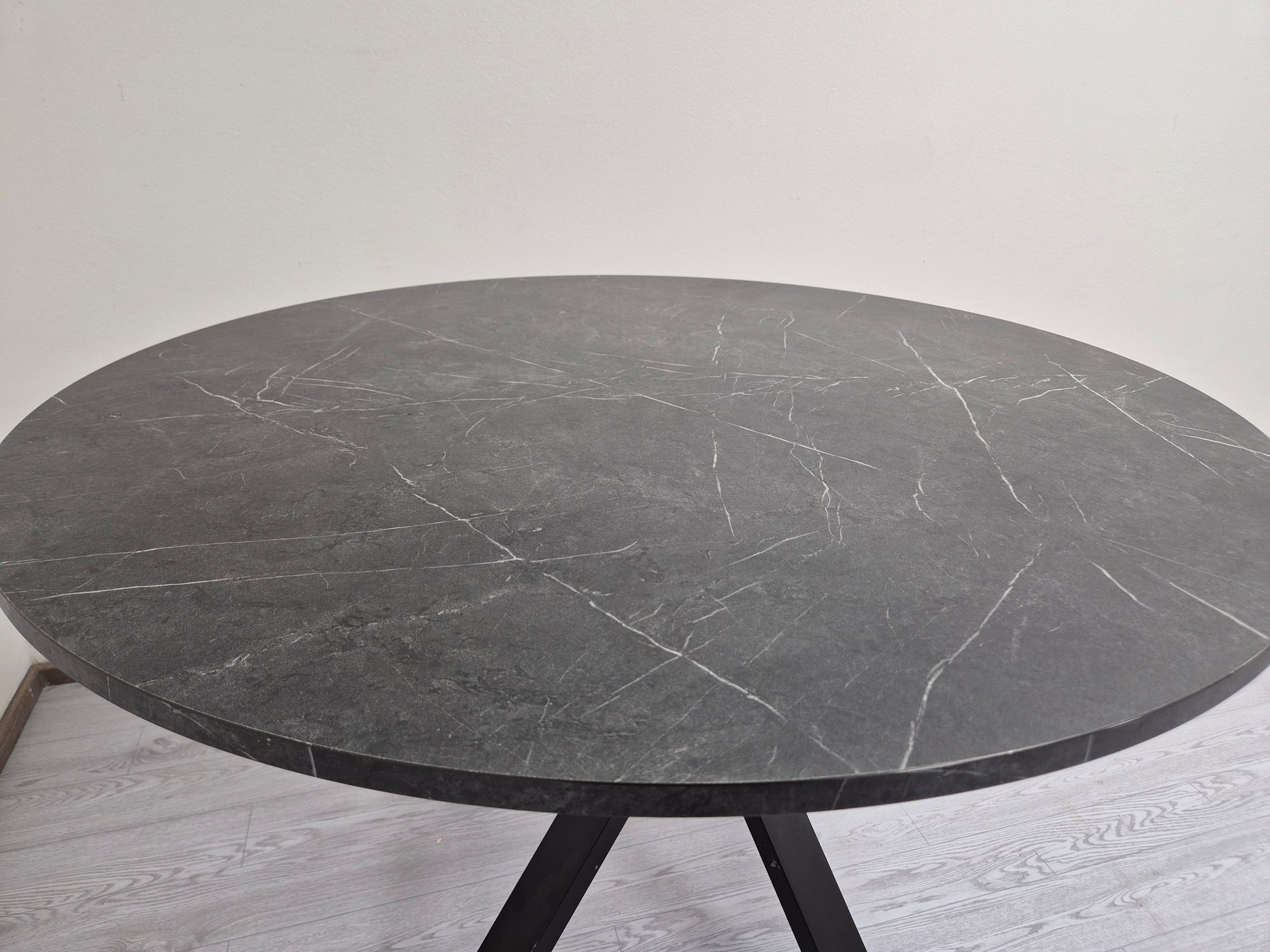 Ikea MARIEDAMM Pöytä Kalustori