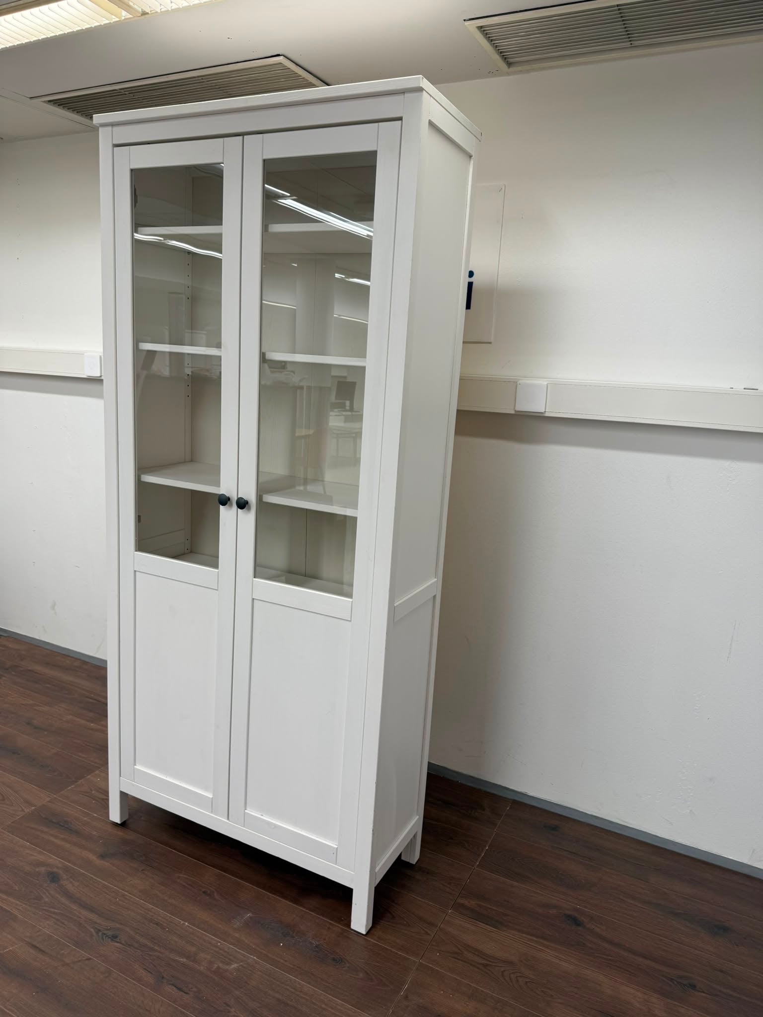 Ikea Hemnes Vitriini kaappi Kalustori