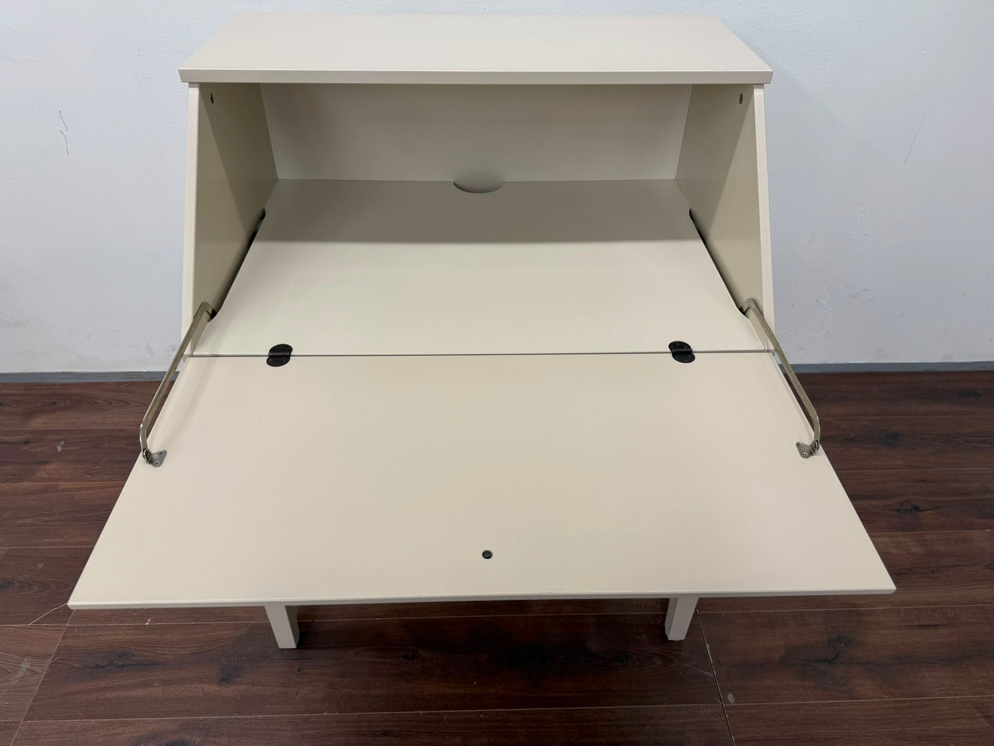 Ikea HEMNES Kirjoituspöytä 81x57 cm Kalustori
